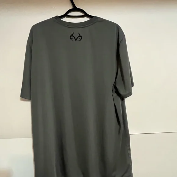 RealTree, T-shirt - Picture 2 of 2